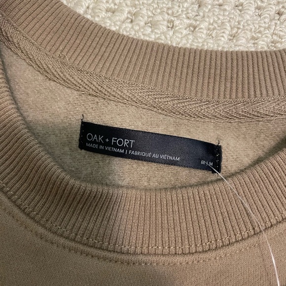 BNWT Oak + Fort Unisex Sweatshirt - Picture 2 of 5